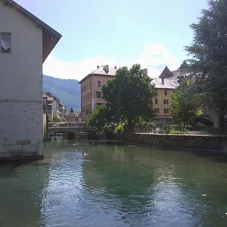 Au Calme En Vieille Ville - Proche Lac - Ambiance Esprit Brocante Annecy Exterior foto